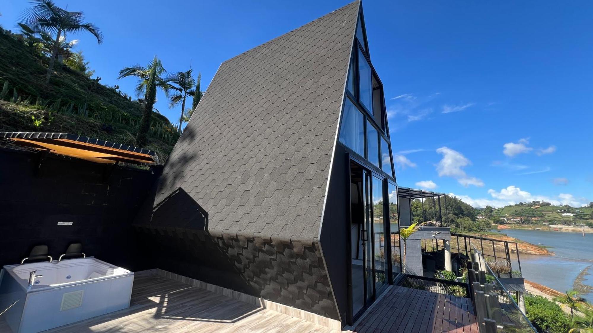 Viajero Guatape Hostel & Lake Club Guatapé Exterior foto